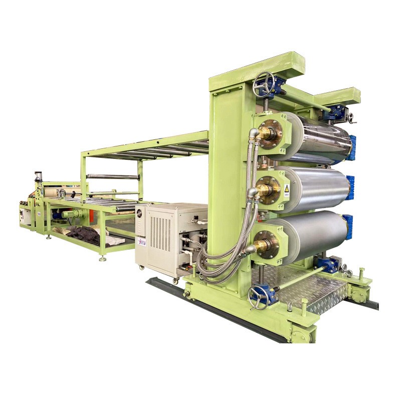 De la « spécialisation monofonction » à la « polyvalence multifonctionnelle » : l'équipement de fabrication de rideaux de porte souples en PVC entre dans une nouvelle phase de production flexible