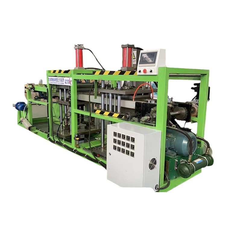 Machine de formage sous vide pour plateaux de semences Machine de formage sous vide pour plateaux de semences